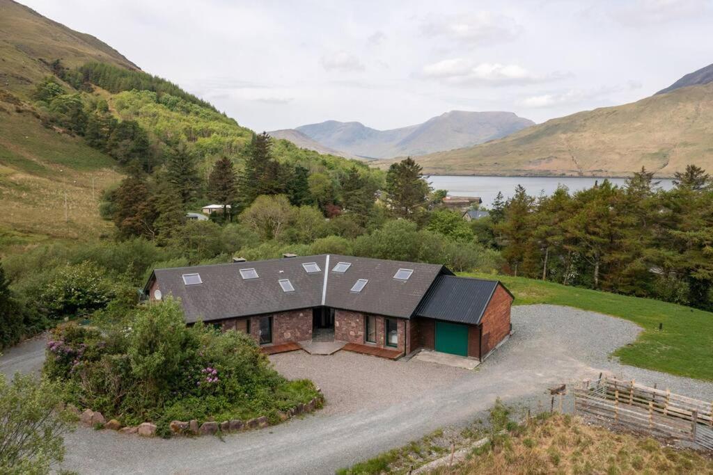 Heather Lodge With Sea And Mountain Views Лінон Екстер'єр фото